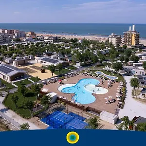 4* Prázdninový areál Club Del Sole Family